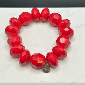 L0062 Stella & Dot red bead stretch bracelet small size